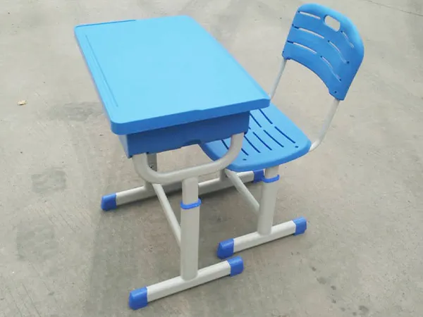 KIDS TABLE AND CHAIR