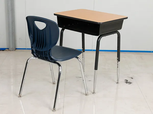 Height adjustable desk chair