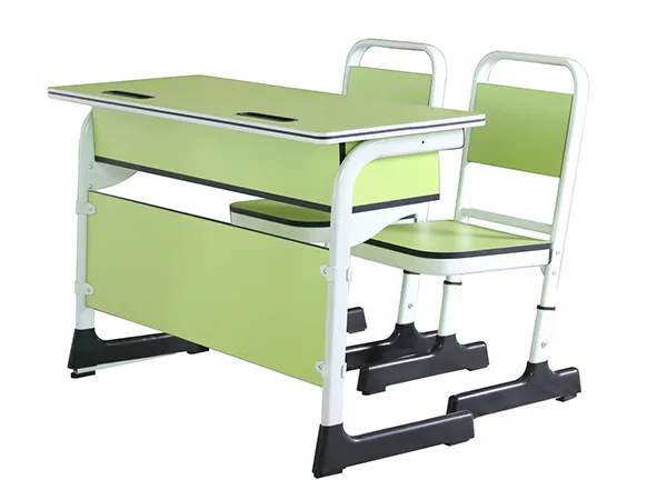 Double chair with table