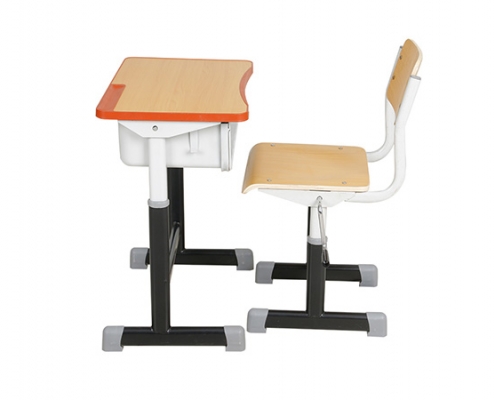 Single Desk Chair
